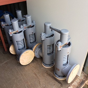 Клапан предохранительный Т-131мс